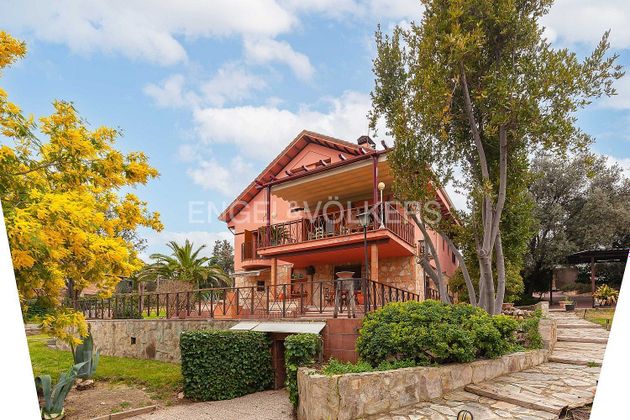 Foto 2 de Xalet en venda a Villafranca del Castillo de 5 habitacions amb terrassa i jardí