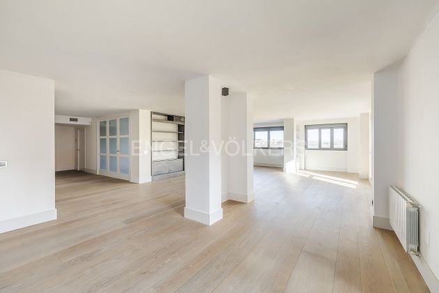 Foto 2 de Dúplex en venta en Miramadrid de 4 habitaciones con terraza y garaje