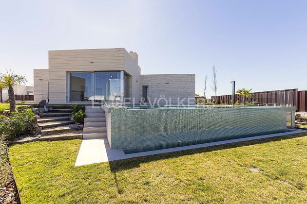 Foto 1 de Xalet en venda a Golf - El Carralero de 5 habitacions amb piscina i garatge