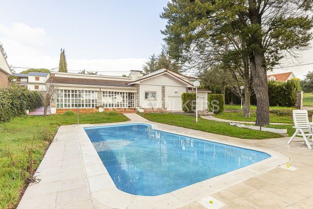 Foto 1 de Xalet en venda a Cerceda de 6 habitacions amb terrassa i piscina