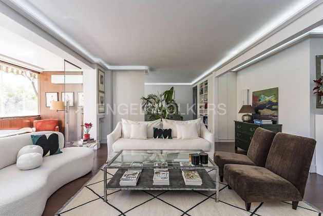 Foto 1 de Pis en venda a Nueva España de 4 habitacions amb terrassa i piscina