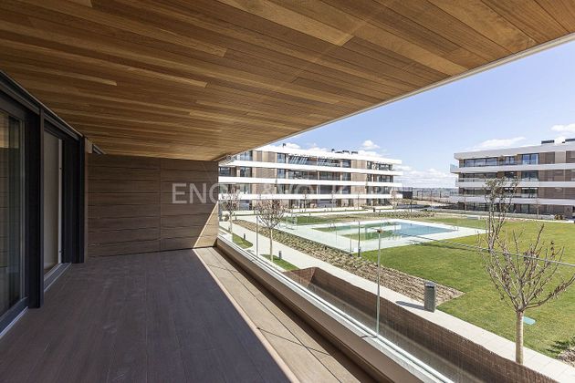 Foto 1 de Pis en venda a La Moraleja distrito de 4 habitacions amb terrassa i piscina