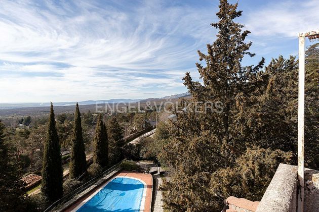 Foto 2 de Xalet en venda a Miraflores de la Sierra de 6 habitacions amb terrassa i piscina