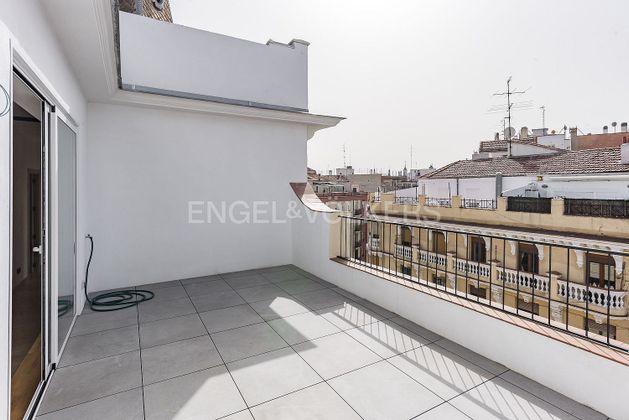 Foto 1 de Àtic en venda a Trafalgar de 2 habitacions amb terrassa i balcó