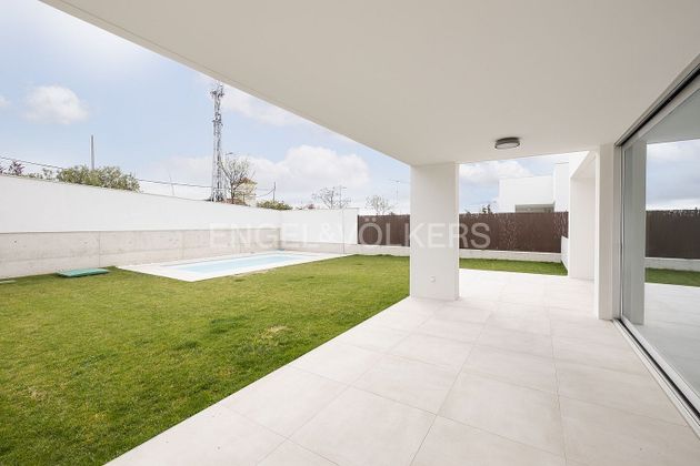 Foto 2 de Casa adossada en lloguer a Valdemarín de 3 habitacions amb terrassa i piscina