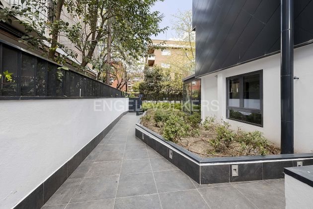 Foto 2 de Casa adosada en venta en Nueva España de 8 habitaciones con terraza y piscina