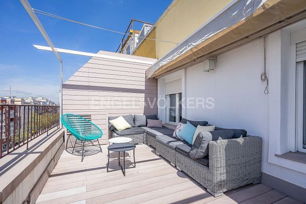 Foto 1 de Ático en alquiler en Fuente del Berro de 3 habitaciones con terraza y aire acondicionado