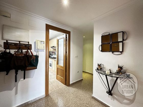 Foto 2 de Piso en venta en Alcalde Felipe Mallol de 4 habitaciones con terraza y garaje