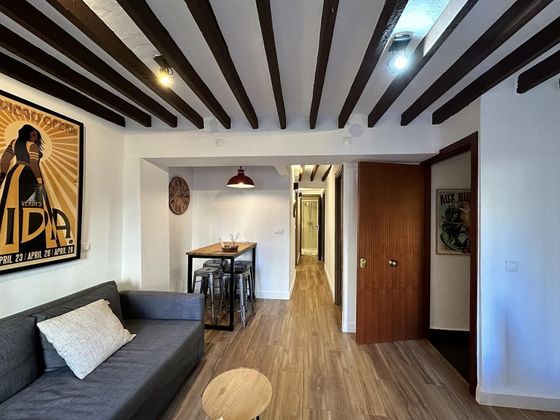 Foto 1 de Piso en venta en Casco Antiguo - Santa Cruz de 3 habitaciones con aire acondicionado y calefacción