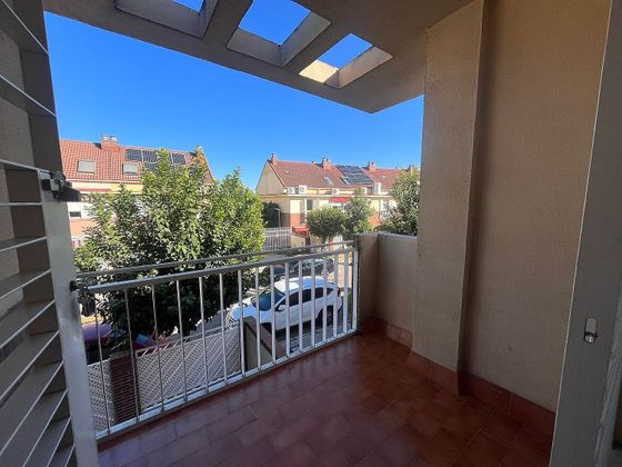 Foto 1 de Casa en venda a calle Albarizas de 5 habitacions amb terrassa i piscina