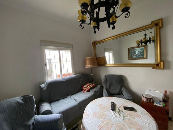 Foto 1 de Casa en venda a Sanlúcar la Mayor de 3 habitacions amb balcó