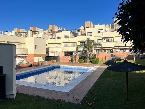 Foto 1 de Casa en venda a Zona Universitaria  de 5 habitacions amb terrassa i piscina