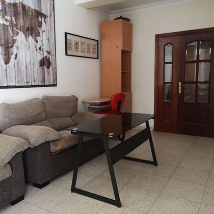 Foto 2 de Venta de piso en Centro - Doña Mercedes de 3 habitaciones con aire acondicionado