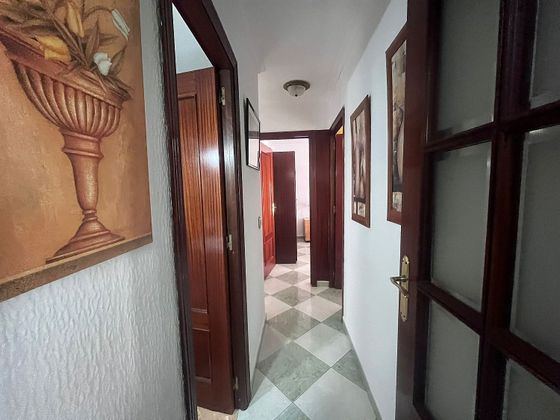 Foto 2 de Pis en venda a Fontanal - San Carlos - San José de 3 habitacions amb aire acondicionat i calefacció