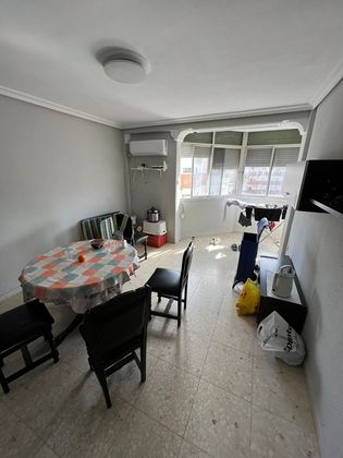 Foto 2 de Pis en venda a Poligono Sur - La Oliva - Letanías de 3 habitacions amb balcó i aire acondicionat