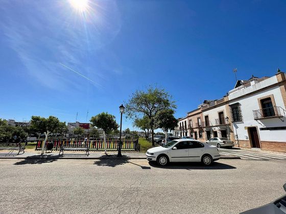 Foto 1 de Casa en venda a Puebla del Río (La) de 3 habitacions amb terrassa i aire acondicionat