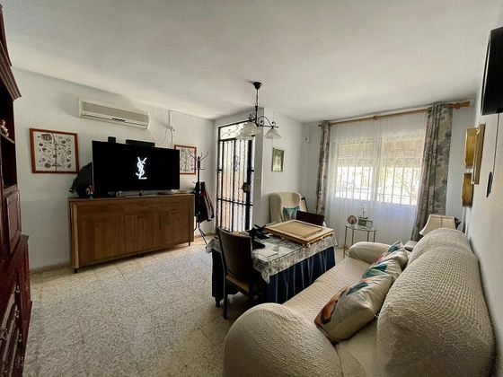 Foto 2 de Casa en venda a Puebla del Río (La) de 3 habitacions amb terrassa i aire acondicionat