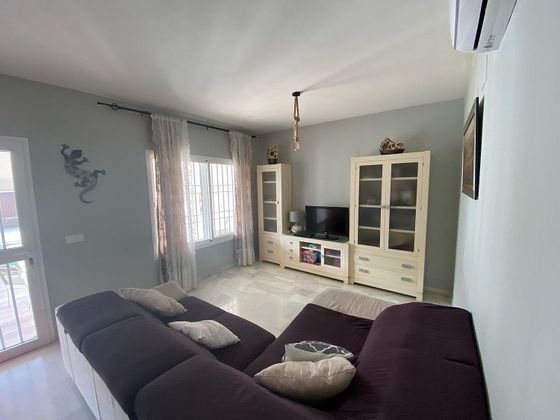 Foto 1 de Casa en venda a Huévar del Aljarafe de 3 habitacions amb garatge i balcó