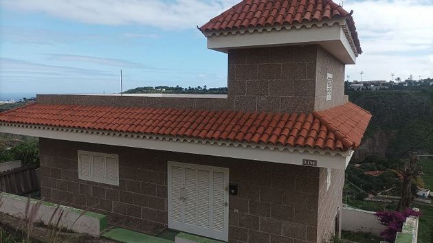 Foto 1 de Venta de chalet en San Lorenzo de 4 habitaciones con terraza y garaje
