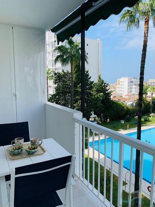 Foto 1 de Venta de piso en Puerto Marina de 2 habitaciones con terraza y piscina