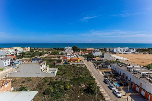 Foto 1 de Àtic en venda a Oliva Playa de 3 habitacions amb terrassa i piscina
