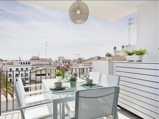 Foto 2 de Piso en alquiler en Vallpineda - Santa Bàrbara de 3 habitaciones con terraza y piscina