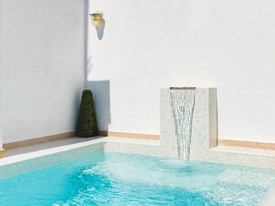 Foto 2 de Casa en alquiler en Els Molins - La Devesa - El Poble-sec de 5 habitaciones con terraza y piscina