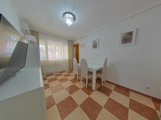 Foto 2 de Piso en venta en Els Molins - La Devesa - El Poble-sec de 2 habitaciones con aire acondicionado y calefacción