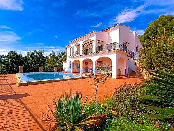 Foto 2 de Chalet en venta en Oliva pueblo de 8 habitaciones con terraza y piscina