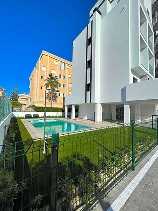 Foto 1 de Pis en venda a Oliva Playa de 2 habitacions amb terrassa i piscina