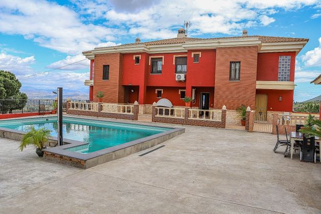 Foto 2 de Chalet en venta en Pinos de Alhaurín - Periferia de 12 habitaciones con terraza y piscina