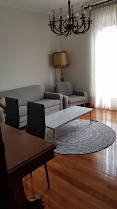 Foto 1 de Pis en lloguer a Ensanche de 4 habitacions amb terrassa i mobles