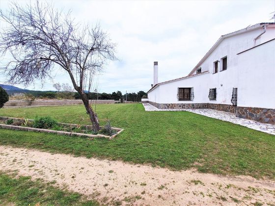Foto 2 de Xalet en venda a Mas Mora - Sant Daniel de 7 habitacions amb terrassa i jardí