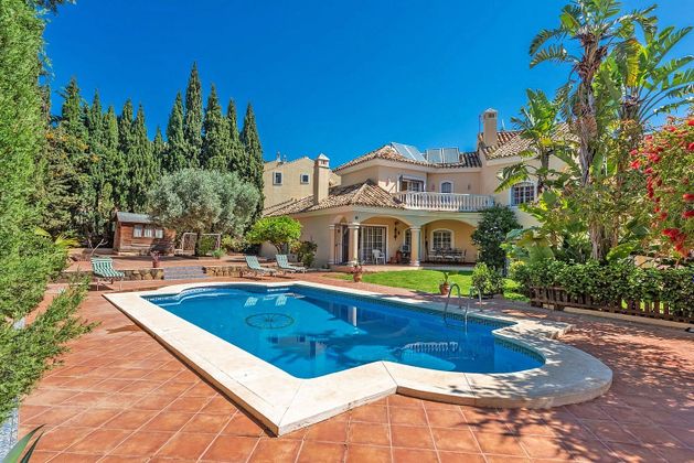 Foto 1 de Xalet en venda a Las Cancelas - Valdeolletas de 8 habitacions amb terrassa i piscina