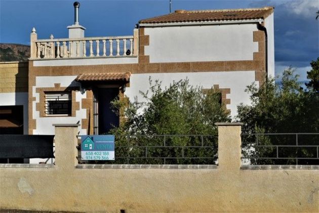 Foto 1 de Xalet en venda a Murillo de Gállego de 4 habitacions amb terrassa i piscina