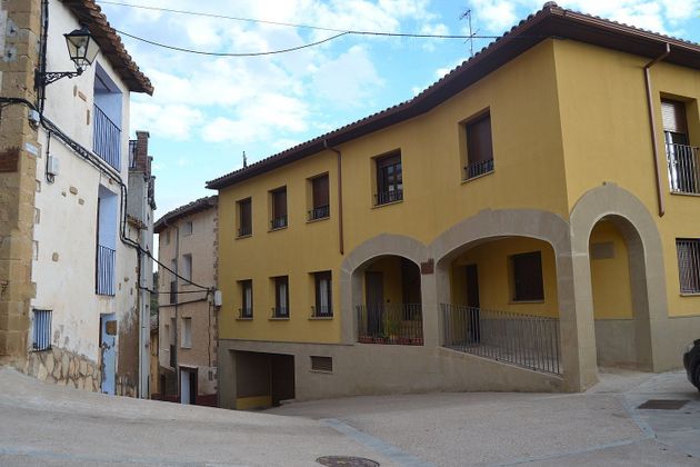 Foto 2 de Pis en venda a calle Coso de 2 habitacions amb garatge i calefacció