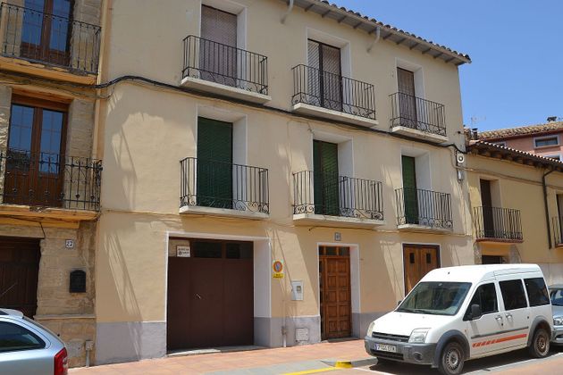 Foto 1 de Pis en venda a calle Ramon y Cajal de 4 habitacions amb garatge i balcó