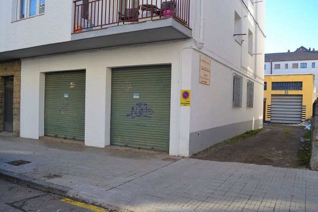 Foto 1 de Local en venda a calle Pirineos amb garatge