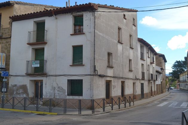 Foto 1 de Casa en venda a calle Joaquín Costa de 11 habitacions amb terrassa i balcó