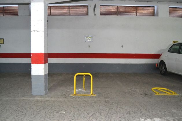 Foto 2 de Alquiler de garaje en calle Fernando El Catolico de 20 m²
