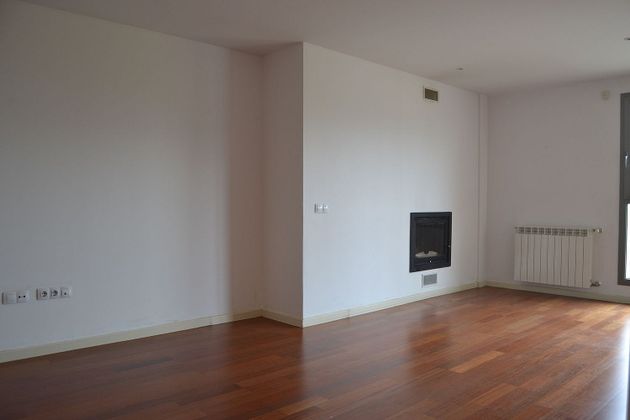 Foto 1 de Piso en venta en Sabiñánigo de 3 habitaciones con terraza y garaje