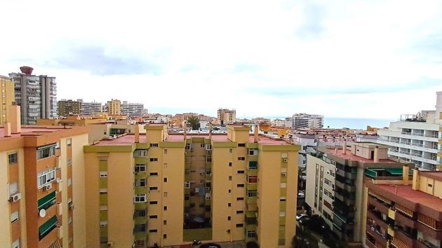 Foto 1 de Venta de piso en calle Puerto Rico de 3 habitaciones con terraza y garaje