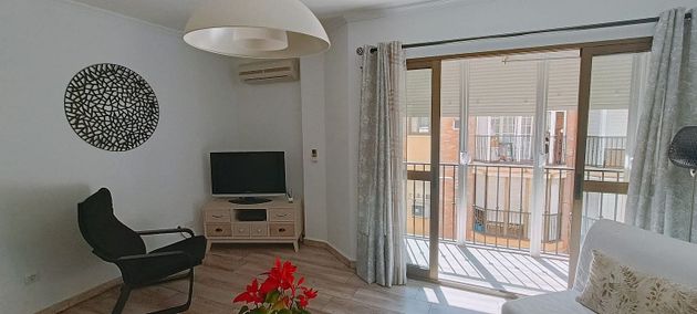 Foto 1 de Venta de piso en calle Alcalde Próspero Castaño de 3 habitaciones con terraza y aire acondicionado
