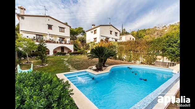 Foto 2 de Venta de chalet en Sant Feliu del Racó de 5 habitaciones con terraza y piscina