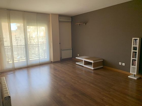 Foto 2 de Piso en venta en Centre - Castellar del Vallès de 3 habitaciones con balcón y aire acondicionado