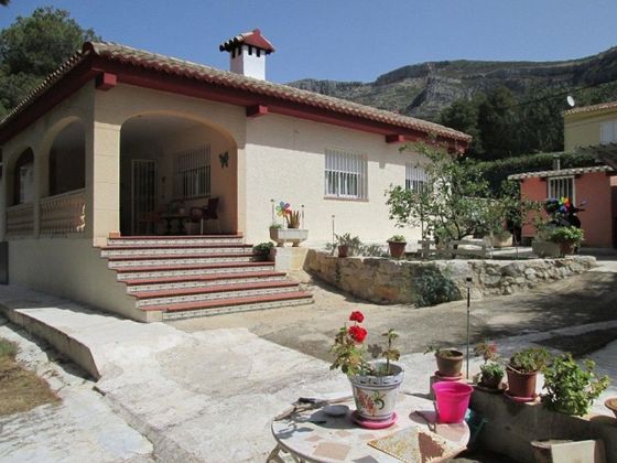 Foto 1 de Casa en venda a Centro - Gandia de 6 habitacions amb terrassa i piscina