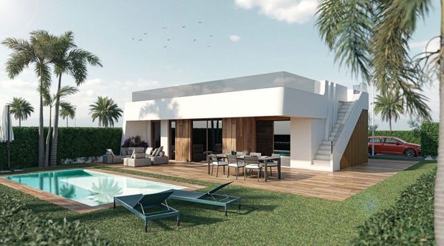 Foto 1 de Casa en venda a Alhama de Murcia de 4 habitacions amb piscina i garatge