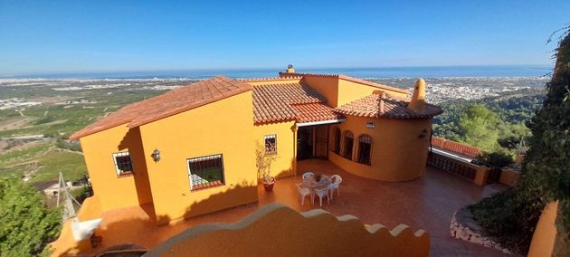 Foto 2 de Casa en venda a Font d´En Carròs (la) de 4 habitacions amb piscina i garatge