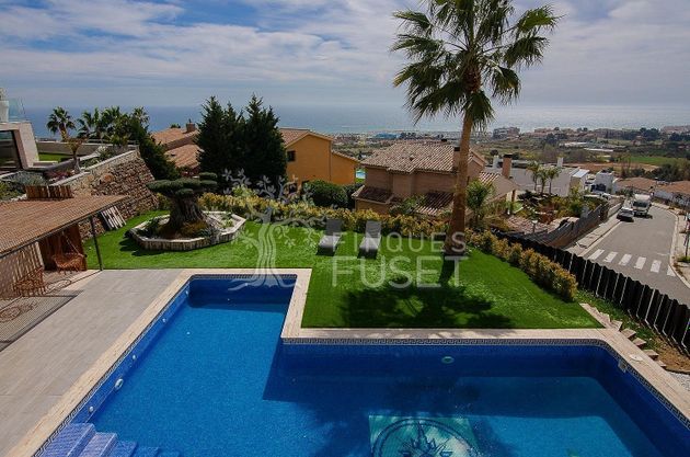 Foto 1 de Casa en lloguer a Sant Vicenç de Montalt de 5 habitacions amb terrassa i piscina