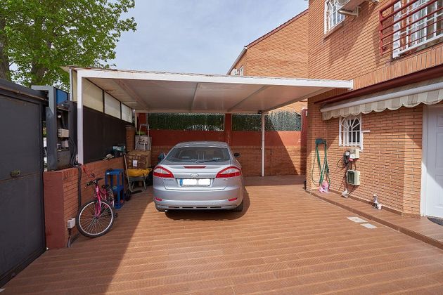 Foto 1 de Venta de casa en Coimbra - Guadarrama de 4 habitaciones con terraza y piscina